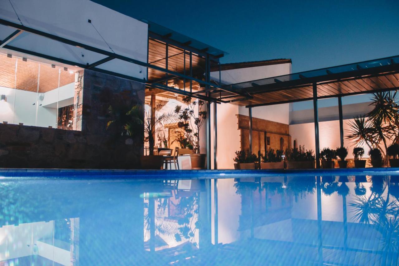 Hotel Casa Iturbe Zitacuaro ภายนอก รูปภาพ