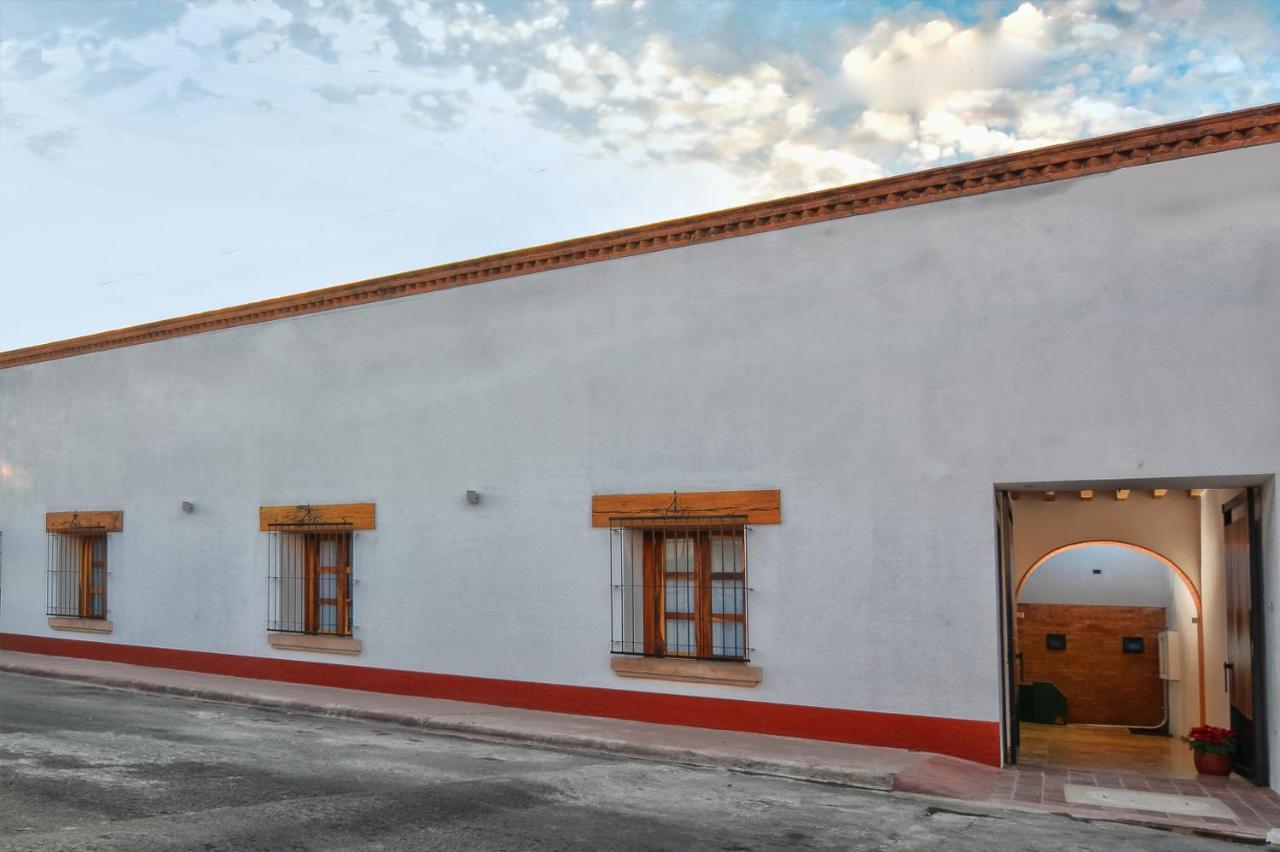 Hotel Casa Iturbe Zitacuaro ภายนอก รูปภาพ